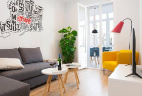 Perfectly located 4bed 4bath apartment in Barcelona 3 1